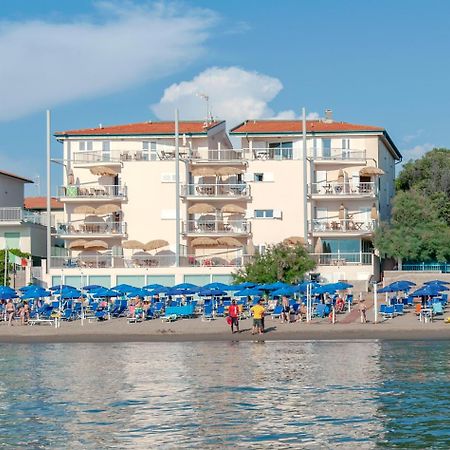Residence Villa Lo Scoglietto San Vincenzo Exterior photo