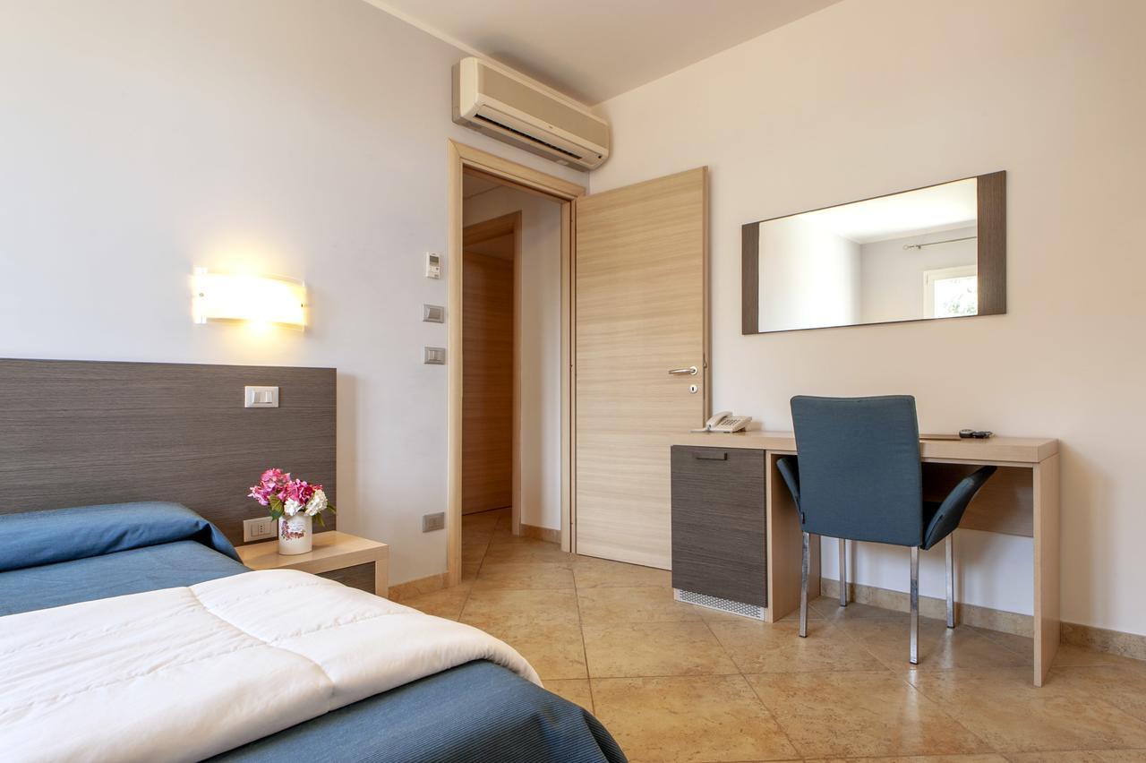 Residence Villa Lo Scoglietto San Vincenzo Room photo